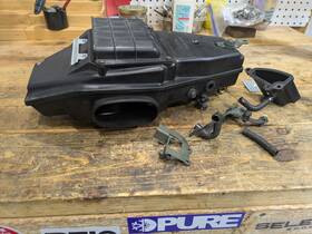 5px-1449e-00-00 Yamaha Oem Road Star Rs Warrior Xv1700 Air Filter Cleaner Intake Box Housing