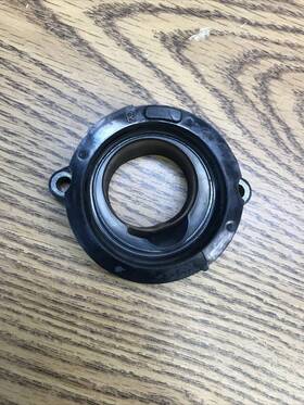 5sl-13596-01-00 Yamaha R6 Yzfr6 2003-2009 Carburetor Joint 2 Part #