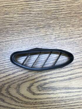 5vy-2837n-00-00 Yamaha R1 Yzfr1 2004-2006 Air Intake Grill 1 Left Part #