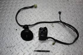 7813339 Yamaha 2006 Fz1 Left Bar Switch Horn Lights Blinkers Hazards With