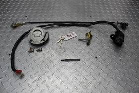 7813356 Yamaha 2006 Fz1 Key With Set