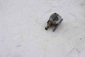 4km-24500-20-00 Yamaha Oem Fuel Petcock Shut Off Valve Yzf-r1 00-01 Yzf R1