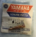 1975-1980 Yamaha Screw Throttle RS100 YZ80 YZ50 (304-14122-00-00 #YA8. Fixed Price $12.50.